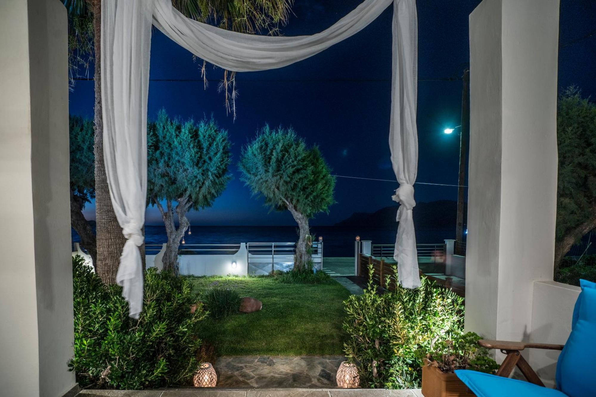 Big Blue Exclusive Beachfront Villa Kíssamos Buitenkant foto